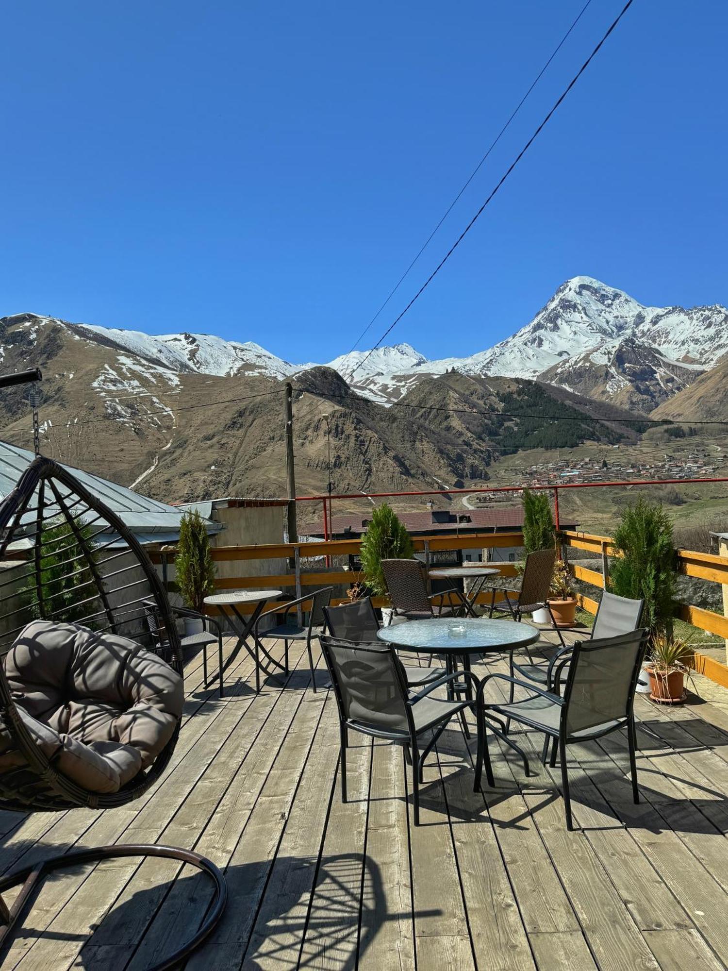 Hotel Elia Kazbegi Exterior photo